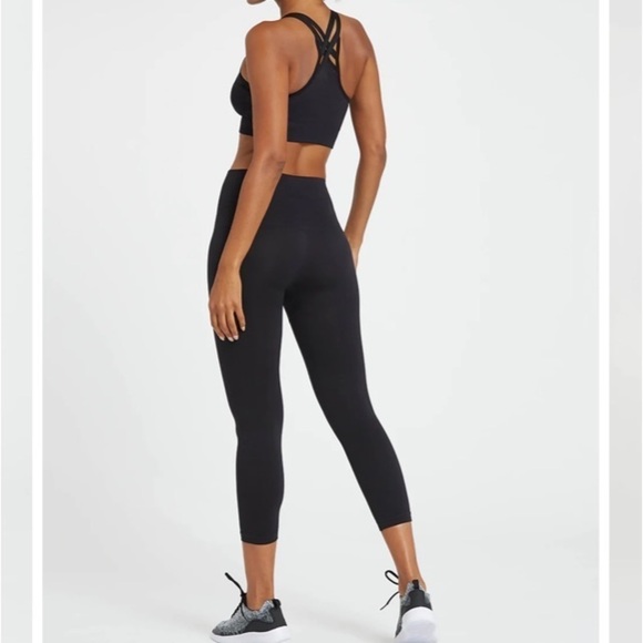 SPANX Look At Me Now Crop Leggings Black 1X Plus Size Everyday Elevated Basic - Picture 2 of 16
